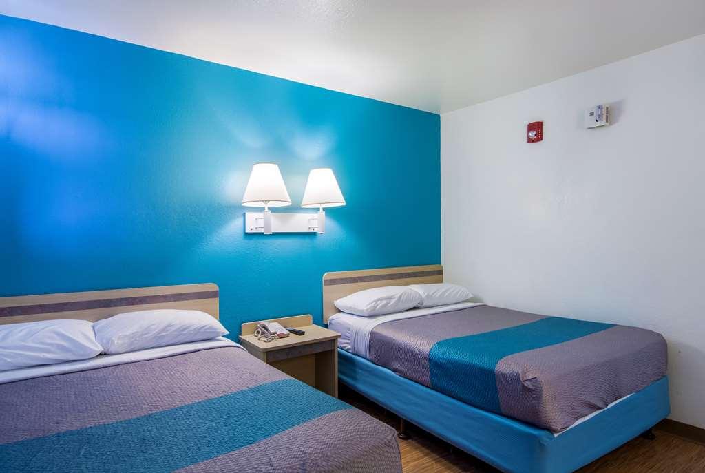 Motel 6-Sandston, Va - Richmond, Va Bilik gambar