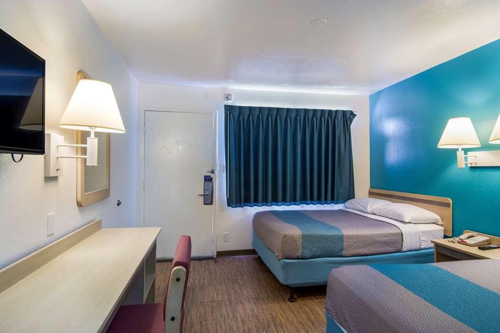 Motel 6-Sandston, Va - Richmond, Va Bilik gambar