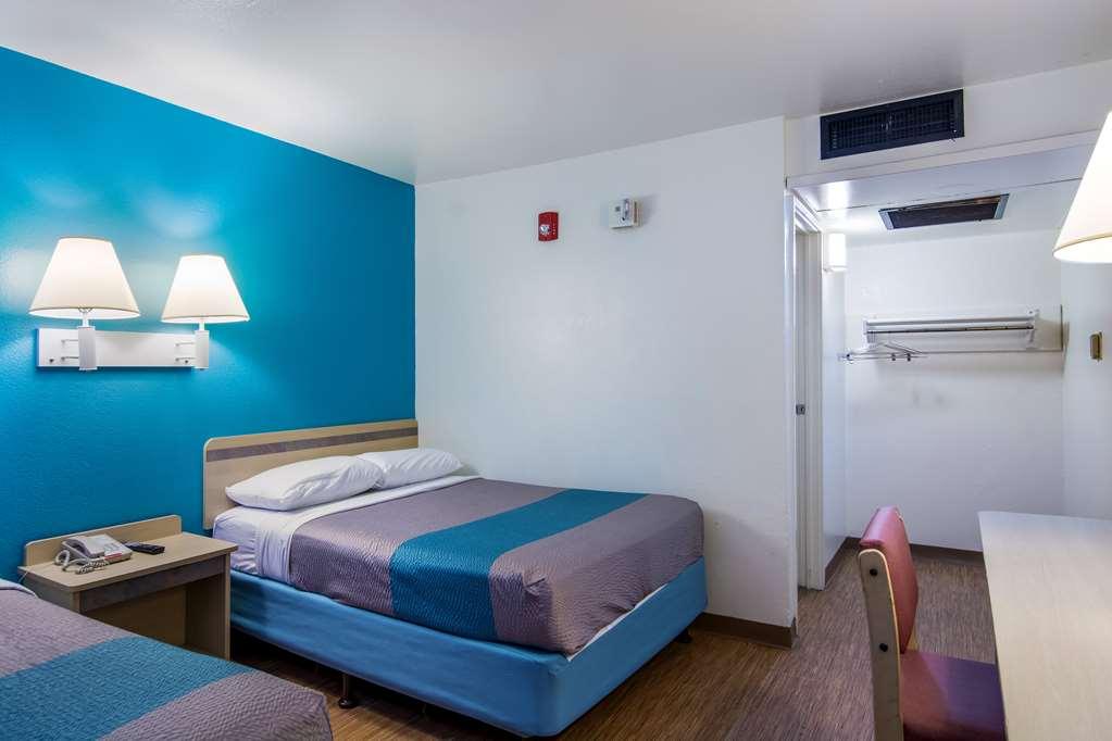 Motel 6-Sandston, Va - Richmond, Va Bilik gambar
