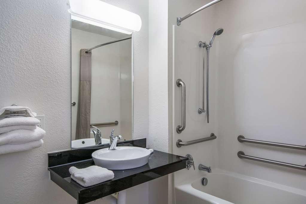 Motel 6-Sandston, Va - Richmond, Va Bilik gambar