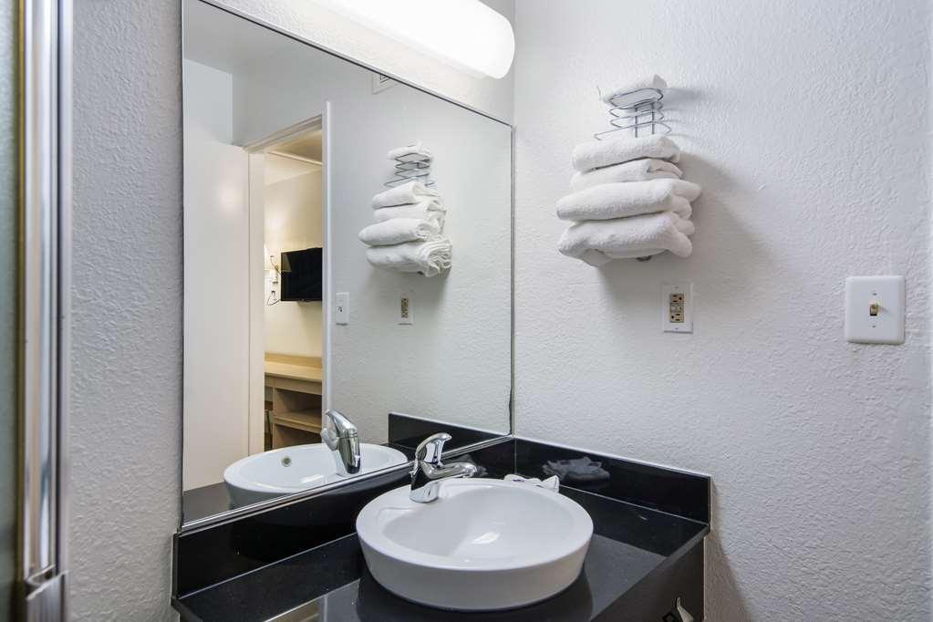 Motel 6-Sandston, Va - Richmond, Va Bilik gambar