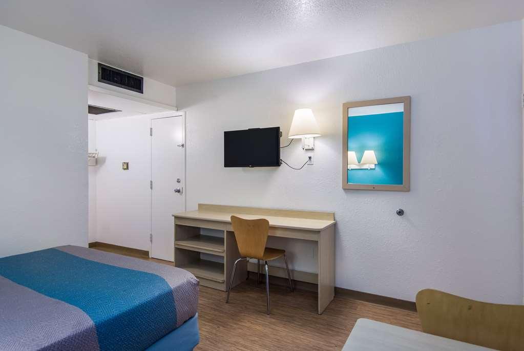 Motel 6-Sandston, Va - Richmond, Va Bilik gambar