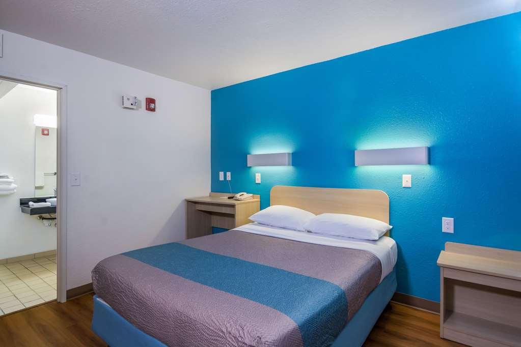 Motel 6-Sandston, Va - Richmond, Va Bilik gambar