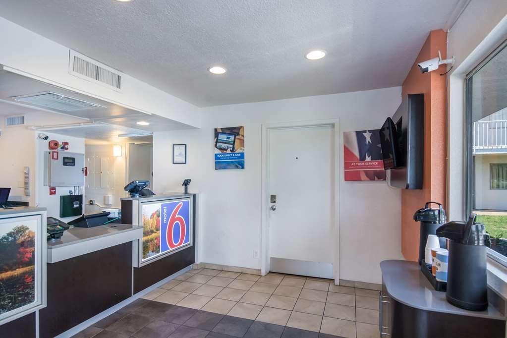 Motel 6-Sandston, Va - Richmond, Va Dalaman gambar