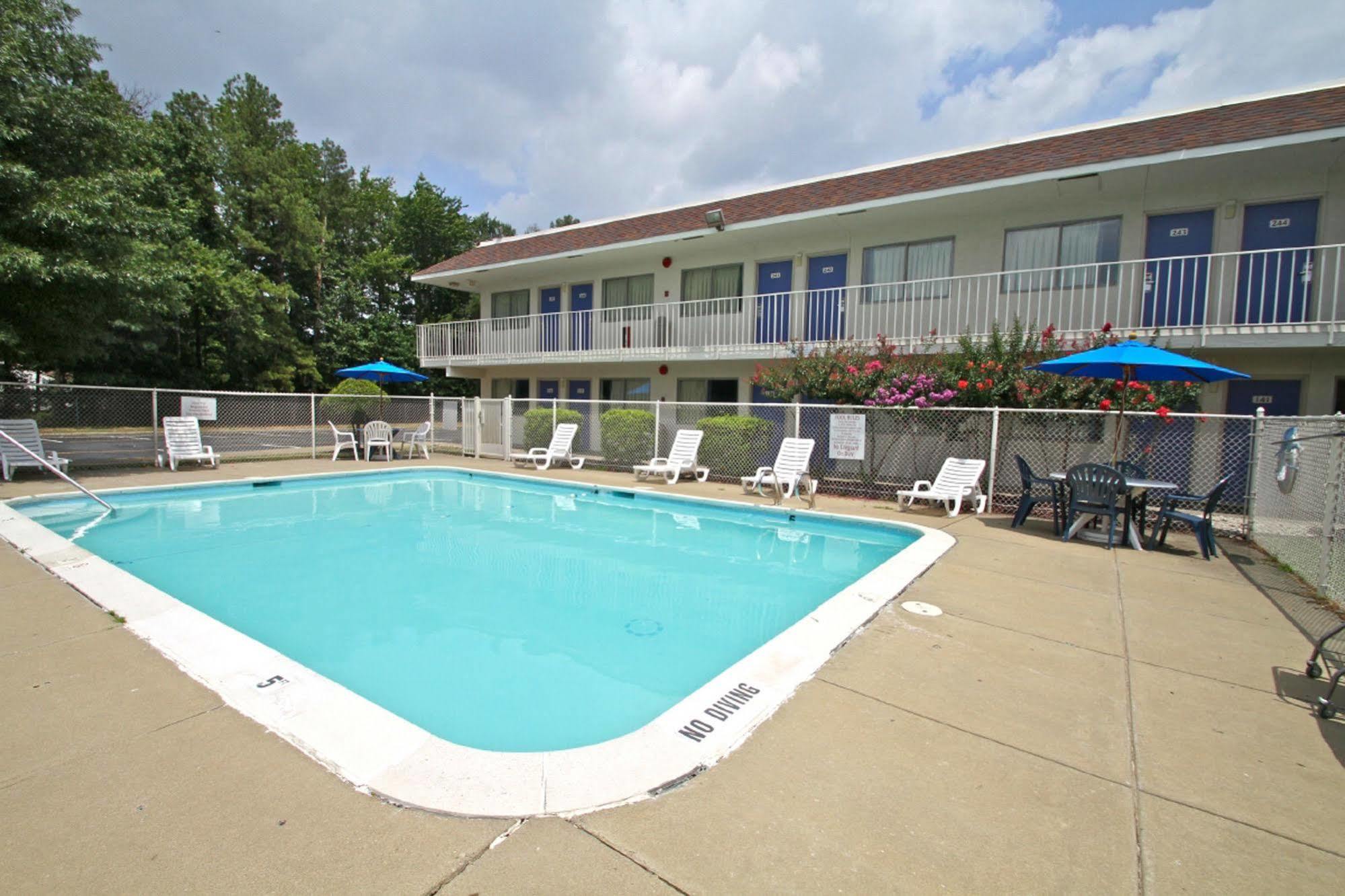Motel 6-Sandston, Va - Richmond, Va Luaran gambar
